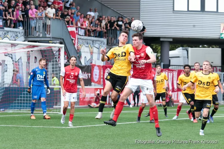 Roda JC in slotminuut naast MVV in Limburgse derby