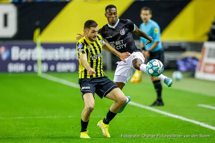 Vitesse wint weer niet in eigen huis, Fortuna Sittard met 1-2 te sterk