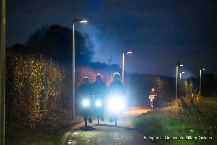 Nieuwe straatverlichting aangezet